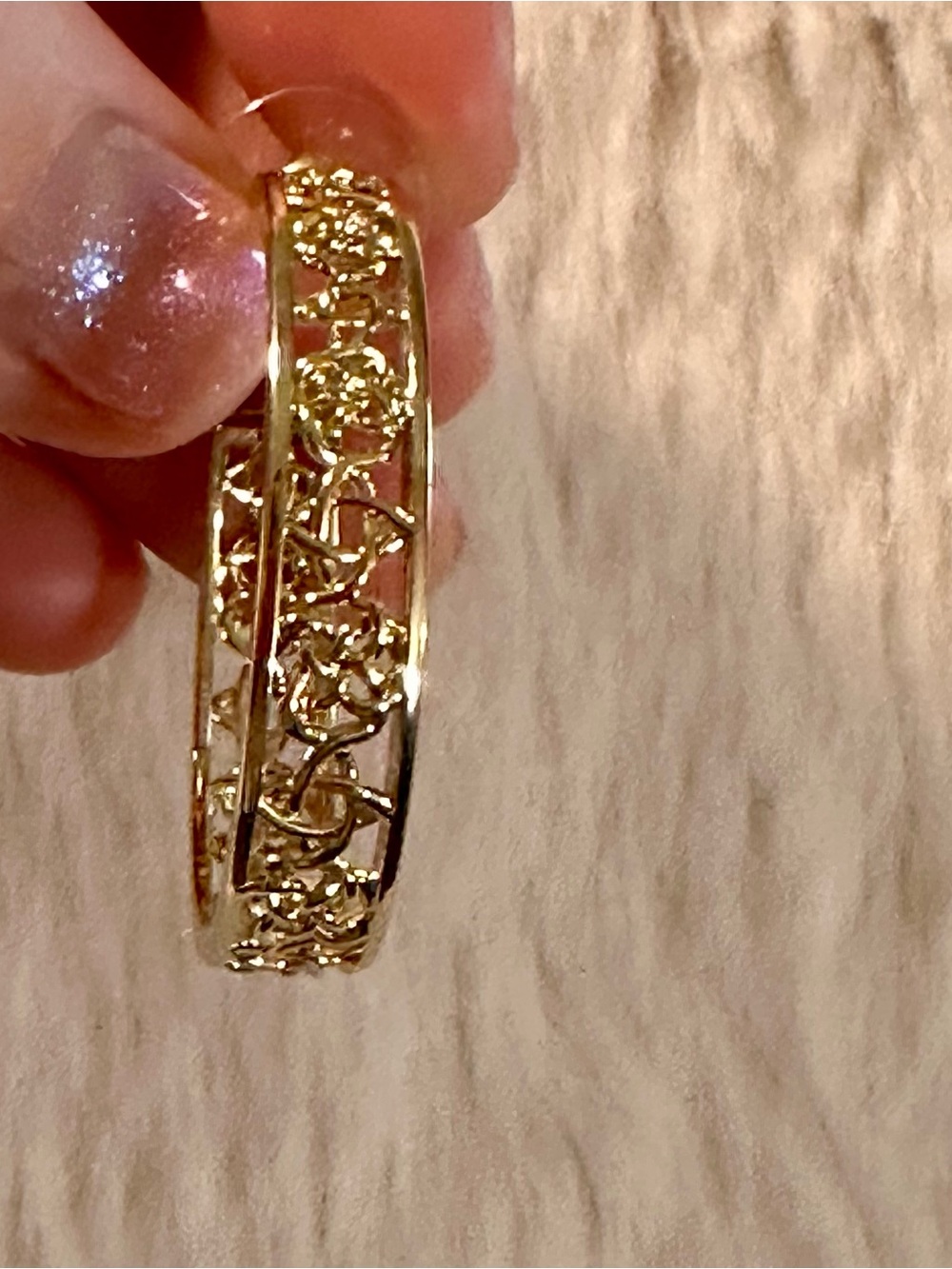 Authentic Kendra Scott Gold Filigree Hoop and Drop Earrings Set - Picture 3 of 6